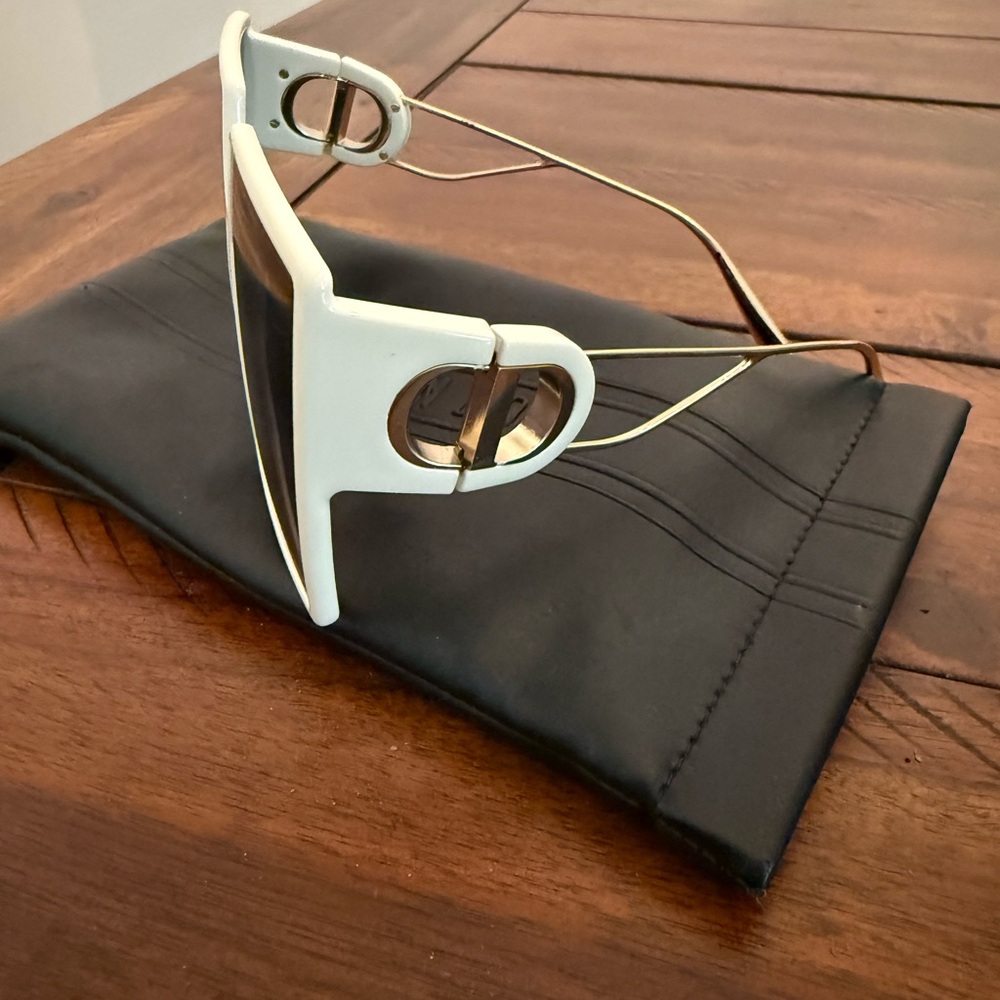 Dior White and Gold Women's Glasses